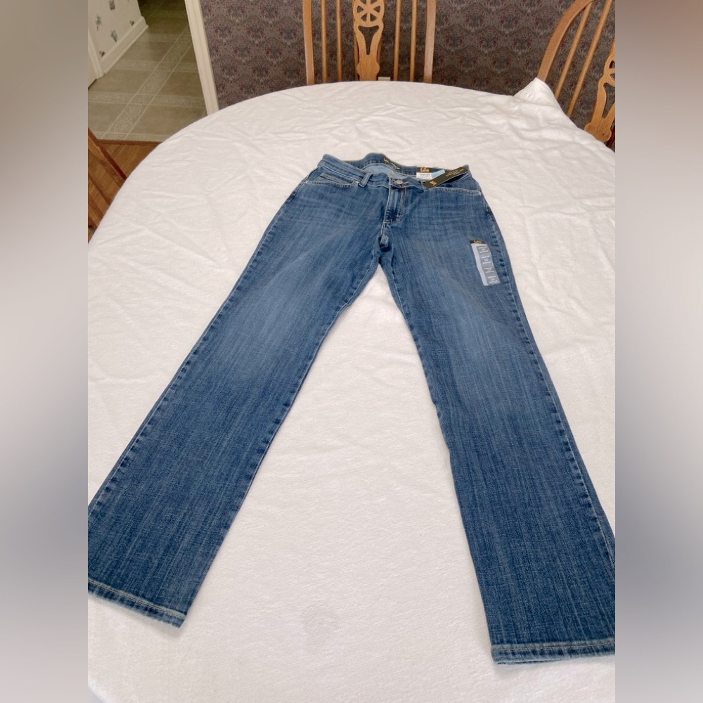 Lee Straight Leg Women’s Jeans